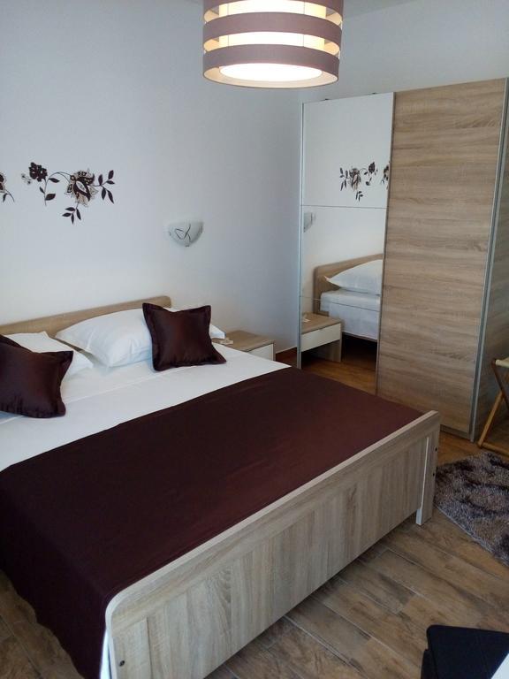 Villa Duje Old Town Трогир Экстерьер фото