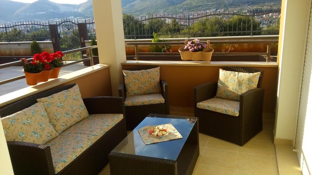 Villa Duje Old Town Трогир Экстерьер фото
